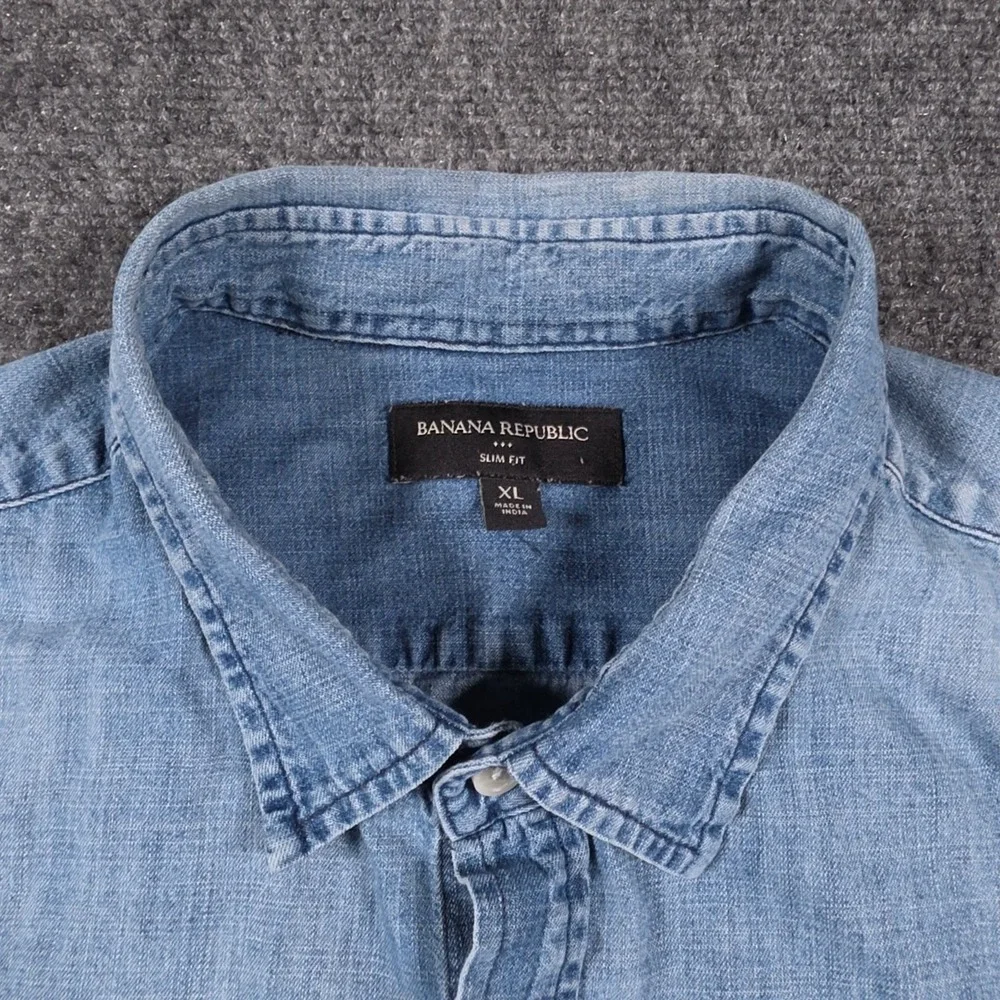 Banana Republic Slim Fit Denim Shirt Mens XL Blue Long Sleeve Button Down